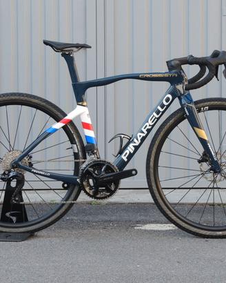 Bici Gravel Pinarello CROSSISTA F9 Usata