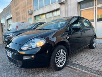 Fiat Punto 1.3 MJTII 75 CV 5 porte Street Neopaten