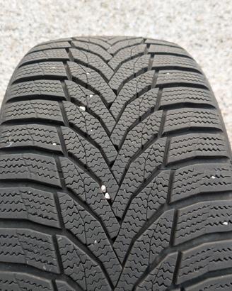 pneumatici invernali nexen 225/45/R17 