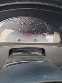 VOLKSWAGEN CARAVELE T5