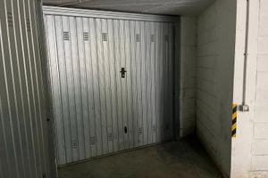 Garage ampio in condominio