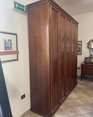 armadio in legno