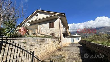 Casa Indipendente Alatri [Cod. rif V009VRG]