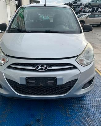 RICAMBI USATI AUTO VARI HYUNDAI i10 2012 1100 BENZ