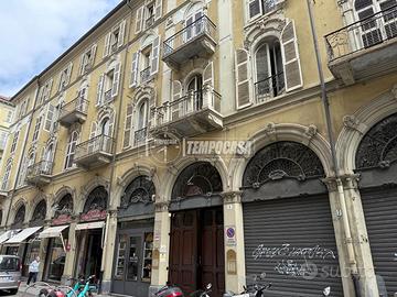 MONOLOCALE MANSARDATO DA RISTRUTTURARE IN CENTRO A