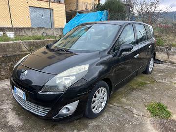 Renault Scenic Scénic 1.9 dCi 130CV Dynamique