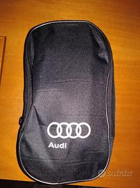 Borsetta portaoggetti Audi con velcro