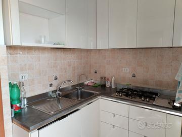 Cucina Scavolini angolare laccato bianco