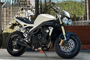 Triumph Speed Triple 1050
