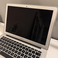 MacBook Air 13”