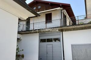 Verbania - Intra, quadrilocale con terrazzo e box