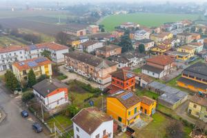 VILLA SINGOLA A NOVI DI MODENA