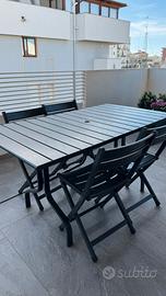 Tavolo da esterno con sedie per terrazzo/giardino