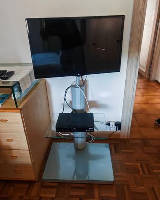 Mobile TV in ferro 