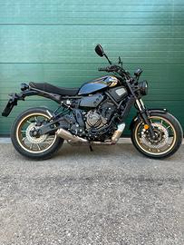Yamaha xsr700