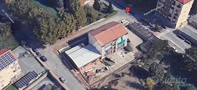 CAPANNONE A MONCALIERI