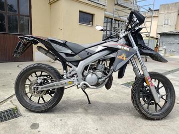 moto aprilia  sx50