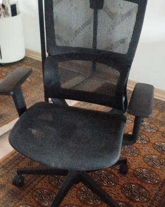 poltrona d autore molto tecnica