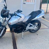 Suzuki GSR 600 - 2007