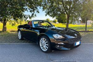 Fiat 124 Spider