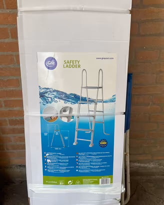 Scaletta piscina fuori terra