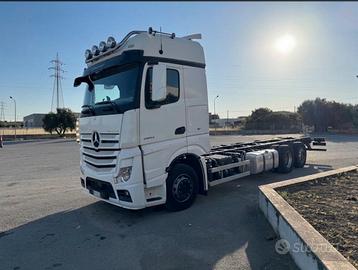 Mecedes actros