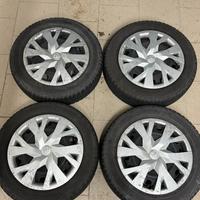 Cerchi 15” Toyota Yaris valvole TPMS