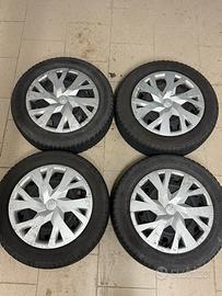 Cerchi 15” Toyota Yaris valvole TPMS