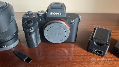 Sony alpha 7 mark II + 28-70 + custodia