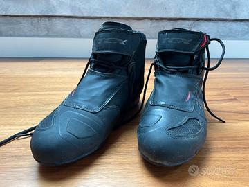 Scarpe moto TCX R04D WP