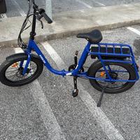 Bicicletta elettrica pieghevole