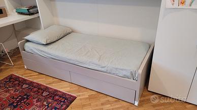 letto singolo legno laccato e materasso