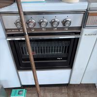 Fornello a gas con forno