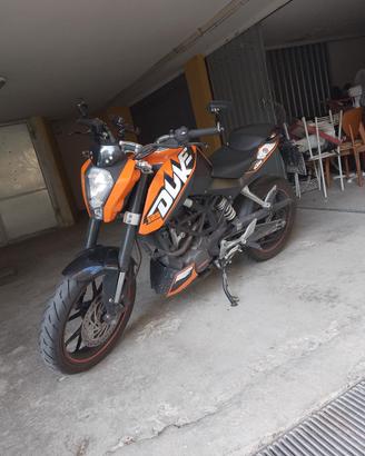  moto ktm Duke 125