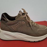 scarpe Sneakers camoscio basse NeroGiardini