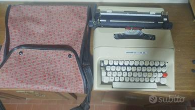 Macchina da scrivere Olivetti Lettera 35i