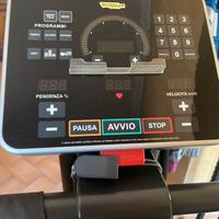 Tapis roulan professionale technogym spazio forma