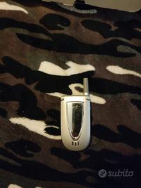 TELEFONO CELLULARE PER PEZZI DI RICAMBIO