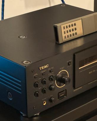 TEAC V-6030S + Torre Nandi + 200 Audiocassette