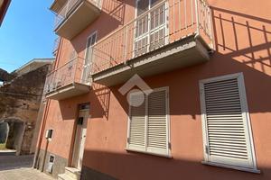 CASA SEMINDIPENDENTE A PIGNATARO INTERAMNA