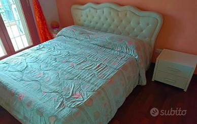 Letto matrimoniale con contenitore