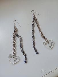 orecchini con pendente a forma di cuore 