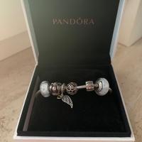 Bracciale Pandora con charms