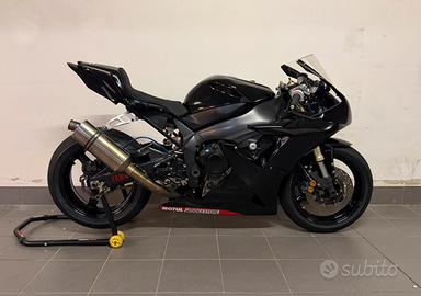 Yamaha YZF-R1 2003  – Preparata pista