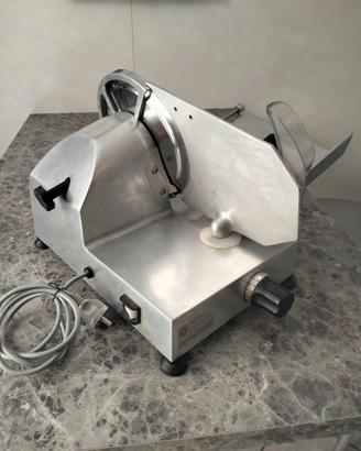 Affettatrice semiprofessionale