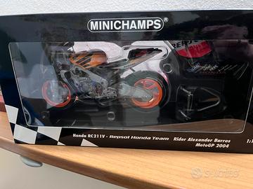 Minichamps 1:12 Repsol Honda Team Alex Barros 2004