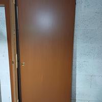 Set di porte tamburate in legno