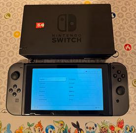 NINTENDO SWITCH MODELLO 2020 + MICRO SD +ACCESSORI