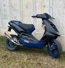 Aprilia SR 50 street