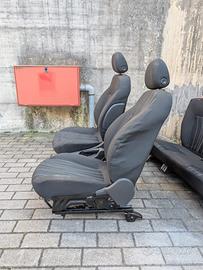 interno opel corsa serie D 